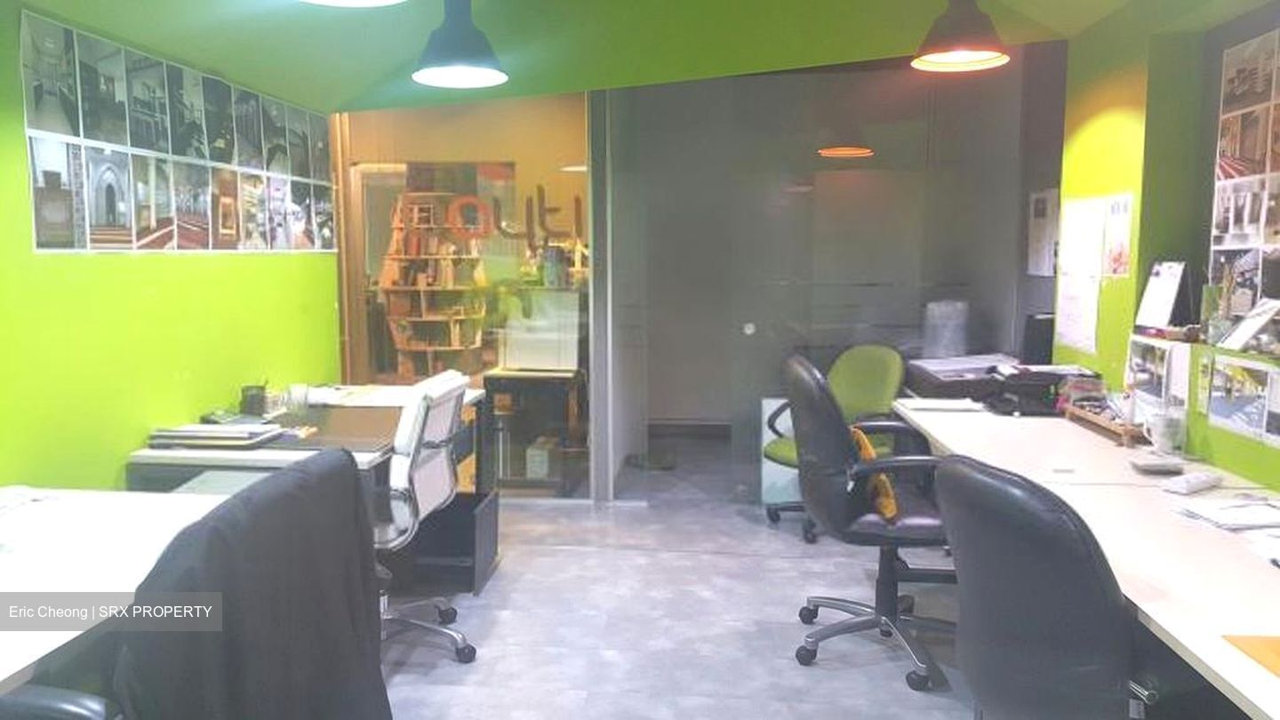 Kembangan Court (D14), Shop House #457038851